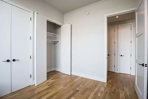 Rented by Nooklyn NYC LLC | media 25