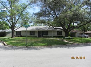 2904 Silverleaf Dr, Austin, TX 78757