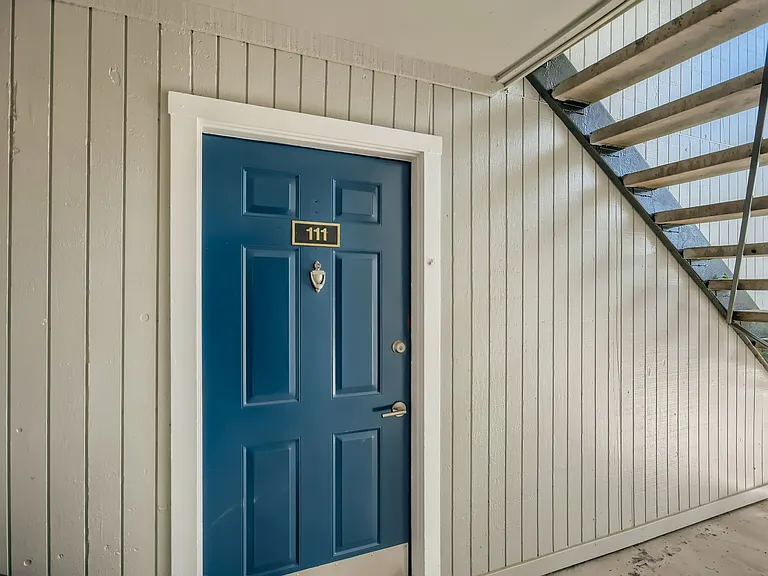 Villas At Waterchase — Photo 13