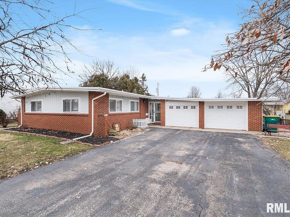 1st image of 1121 Dayton Dr