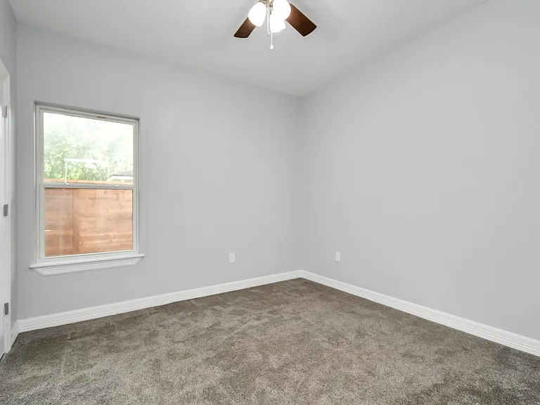 701 S Morgan St — Photo 20