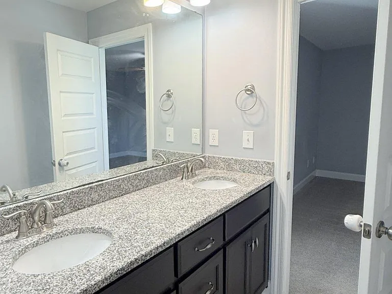 218 Woodgrove Dr — Photo 31