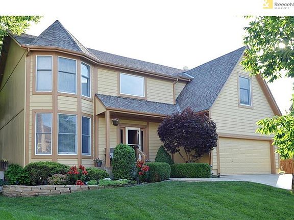 2nd image of 6605 W 149th St