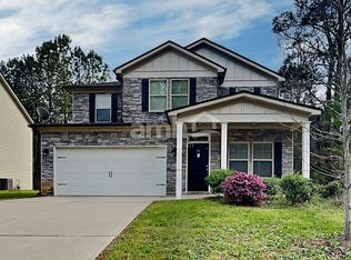 220 Makenna Dr, Hampton, GA 30228