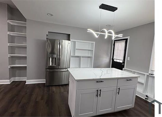 4th image of 4207 Potter St