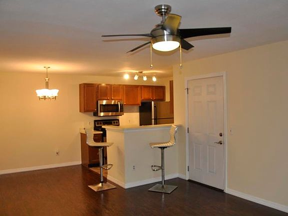 2nd image of 1654 Destiny Blvd Unit 204