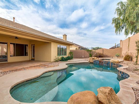 3rd image of 41710 N IRON HORSE Drive