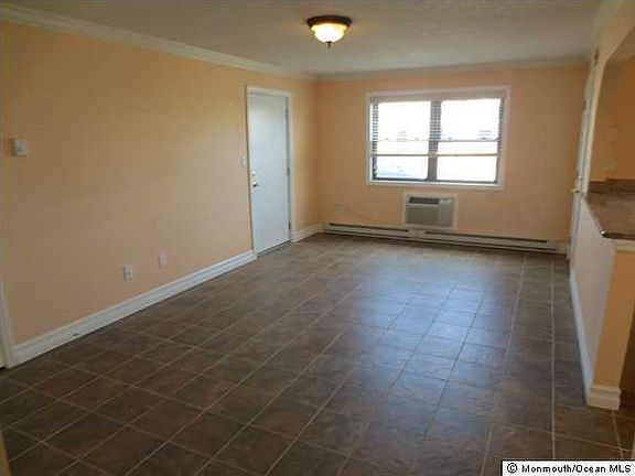 5th image of 1340 Ocean Ave Unit 1