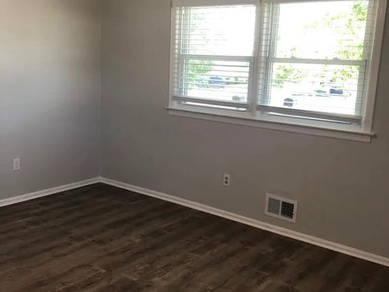 3208 Cohocton Ave — Photo 9