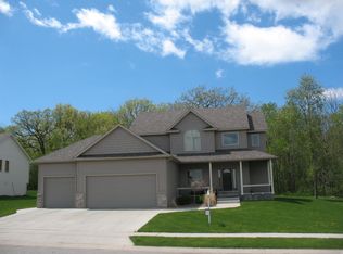 4849 Scenic View Dr SW, Rochester, MN 55902