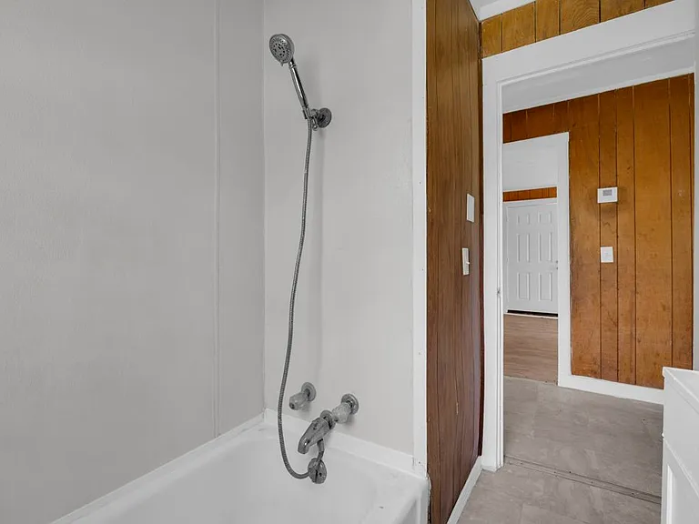 92 Tom Bayne St — Photo 12