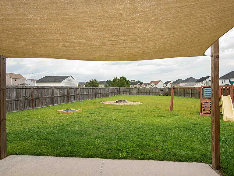 123 Saw Grass Dr — Photo 40