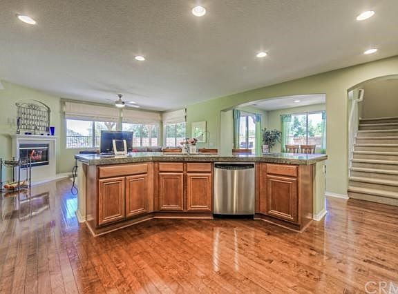 5th image of 29120 Mission Trail Ln