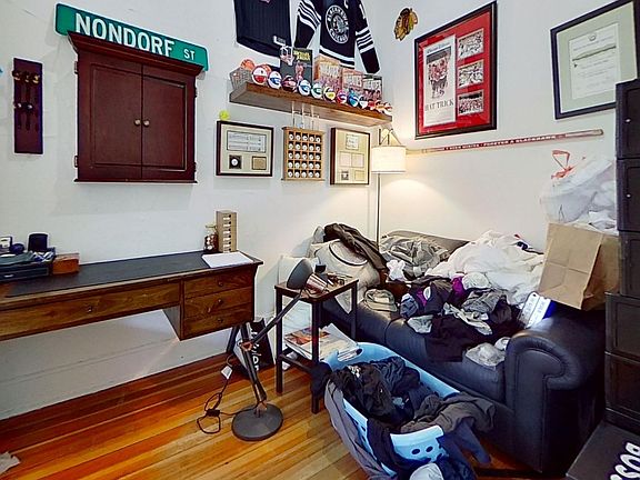 5th image of 1818 N Paulina St APT 2R