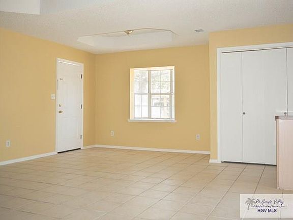 2nd image of 1051 Alamo St