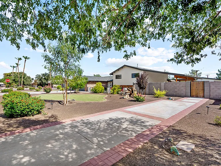 Private driveway for casita