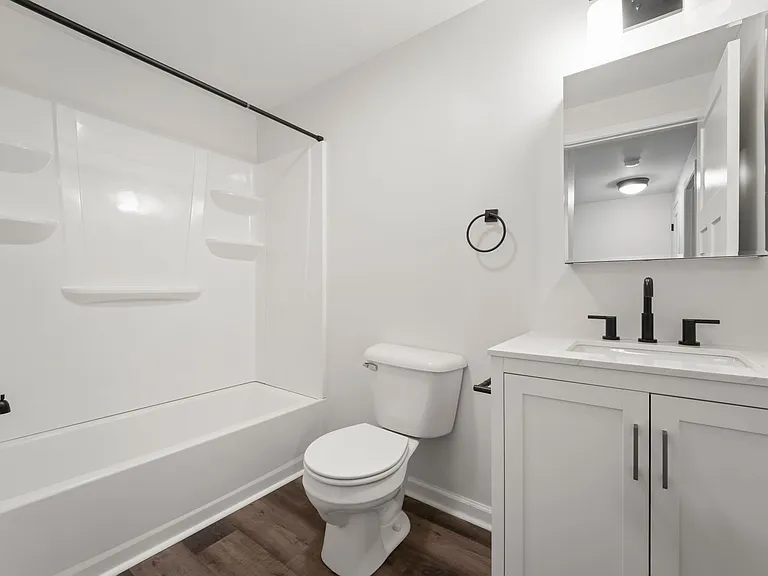 255 Main St — Photo 7
