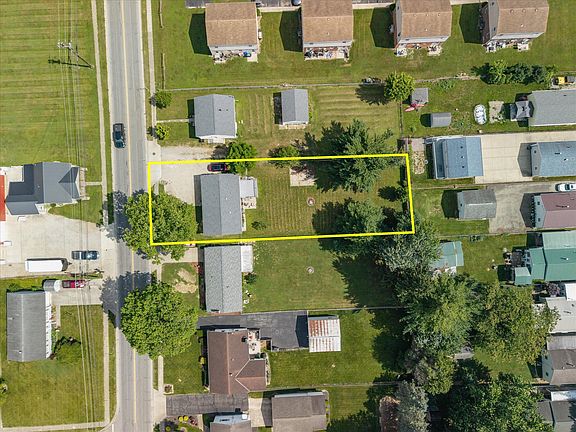 5th image of 244 Nicholas Dr