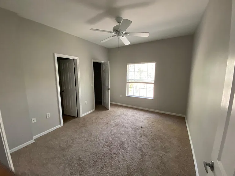 7624 Plantation Cir — Photo 22