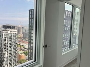 252 Church St #4211-C08, Toronto, ON M5B 1Z2
