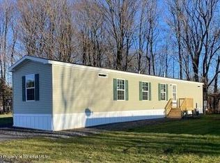 13 Evergreen Dr, Jefferson Township, PA 18436