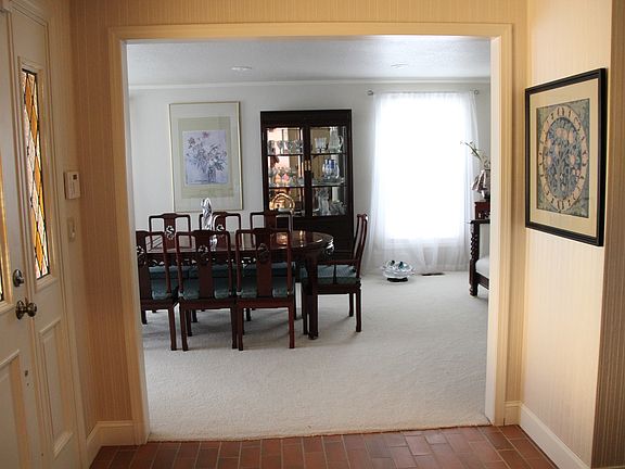 Formal Dining