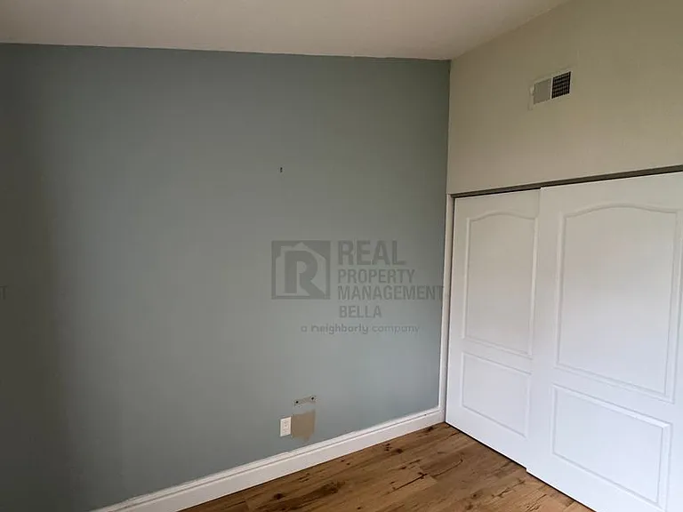 16517 Mountain St — Photo 24