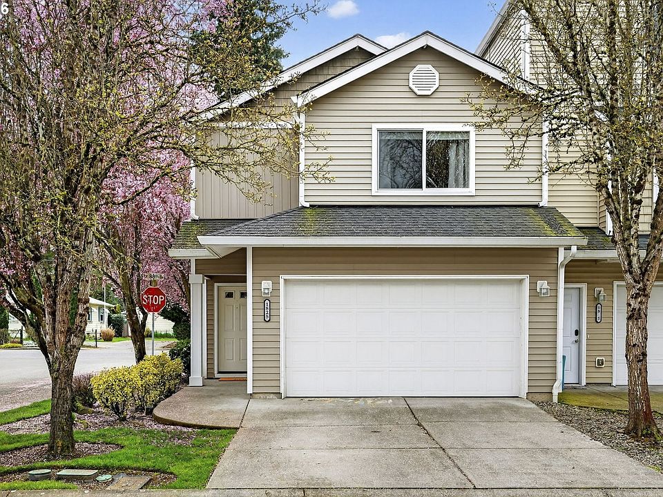 1st image of 1825 NE 88th Cir