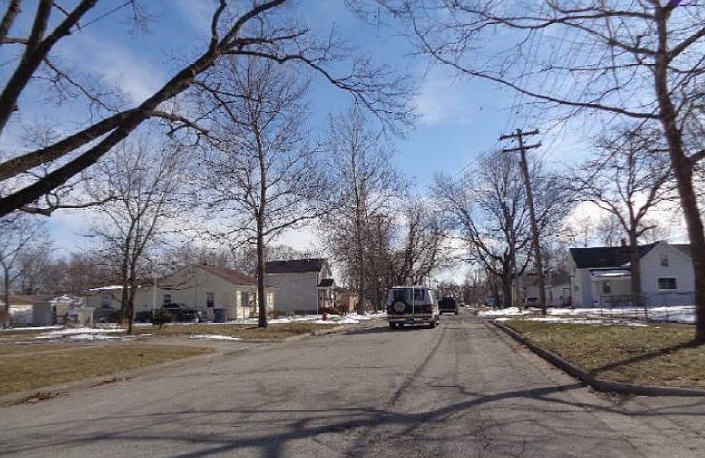 2nd image of 503 Sidney St