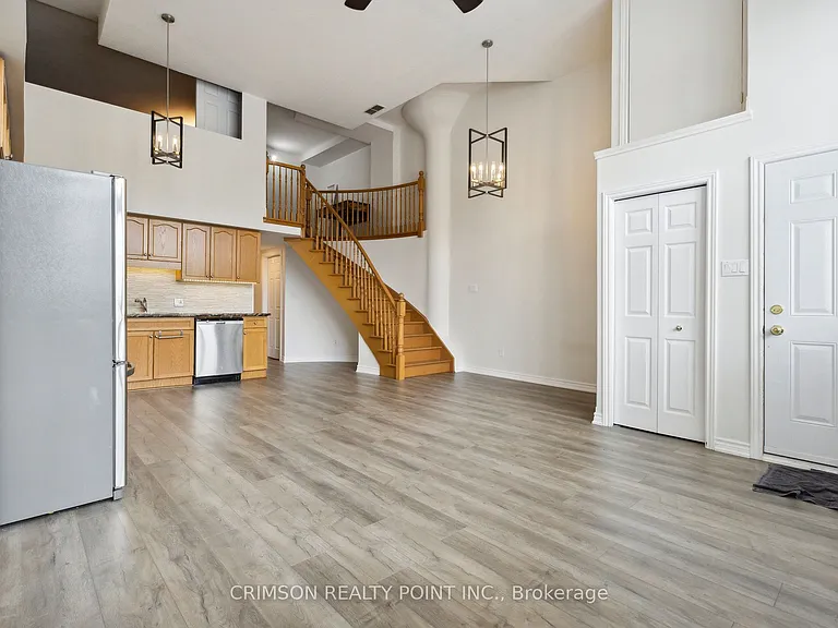 111 Grey St #105 — Photo 17