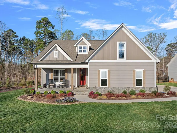 4525 N Wynswept Dr, Maiden, NC 28650