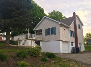 2032 Paintertown Rd, Irwin, PA 15642