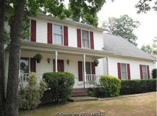 601 Maple Grove Dr, Fredericksburg, VA 22407