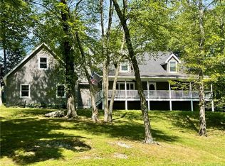 28 Tower Ln, Hyde Park, NY 12538