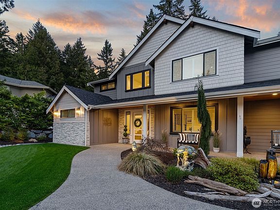2nd image of 5111 57th Avenue NW
