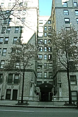 Rented by Performing Assets Corp | media 30