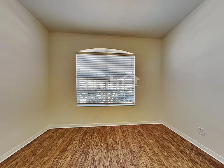 8638 Sandy Plains Dr — Photo 15