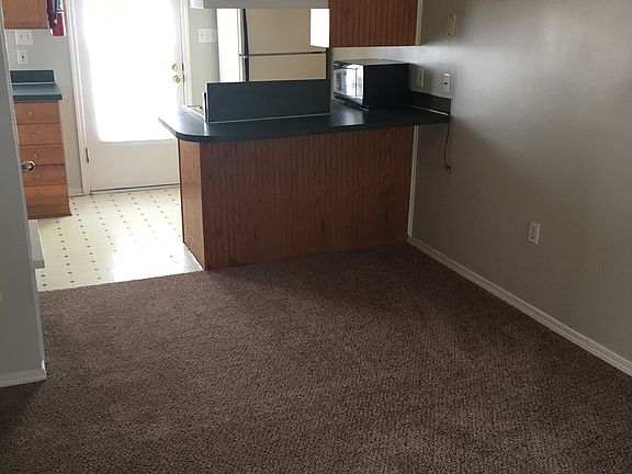 2nd image of 873 W Clinton Dr APT 2
