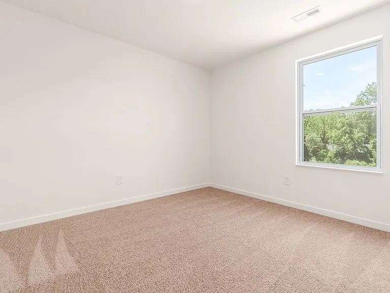 2787 Horsham Dr — Photo 29