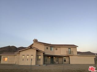 13975 Barker Rd, Apple Valley, CA 92307