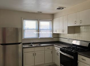 8836 Bronx Ave #1N, Skokie, IL 60077
