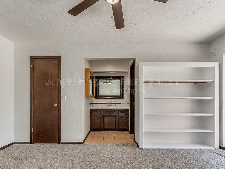18916 Dave Dr — Photo 18