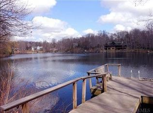 4 N Lake Rd, Armonk, NY 10504