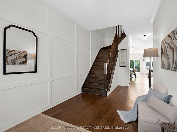 3rd image of 82 Scotia Rd