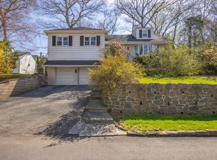 51 Dellwood Cir, Yonkers, NY 10708