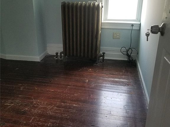 5th image of 91-15 82nd St