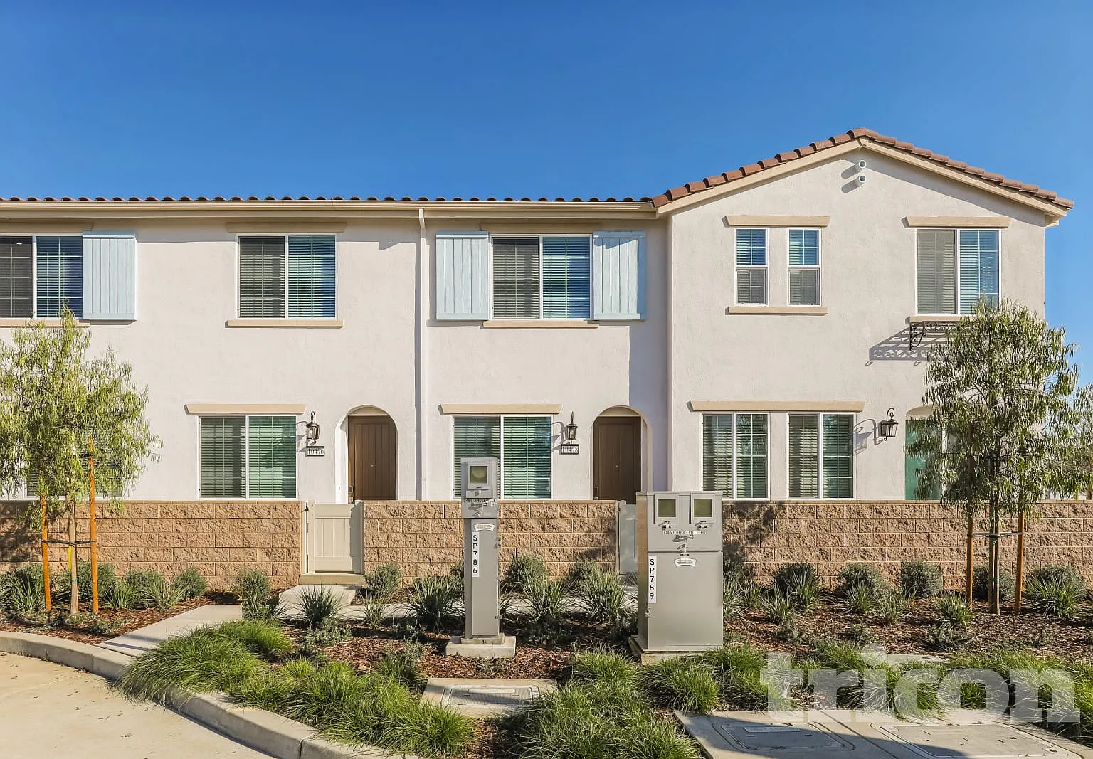 10478 Barrena Loop Elk Grove CA — Photo 1