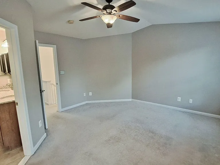 253 N Front St — Photo 20