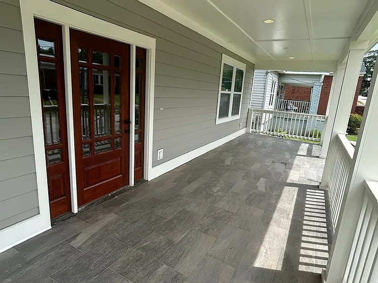325 N Dean St — Photo 3