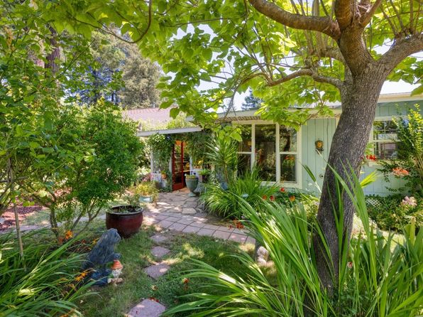 58 Magic Mountain Rd, Cazadero, CA 95421
